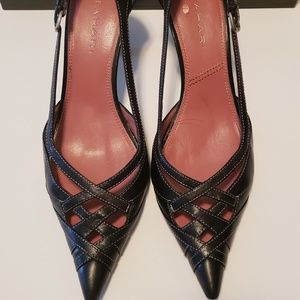 Tahari Criss Cross Pointy Toe Pumps 7.5